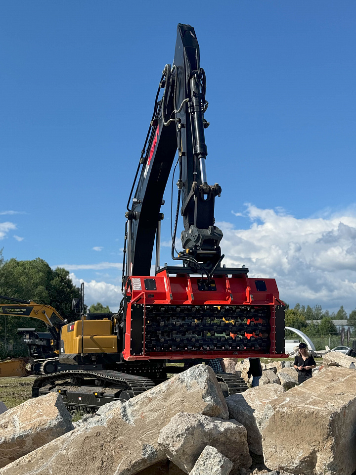 WEHEAVY Гусеничный экскаватор WE330D
