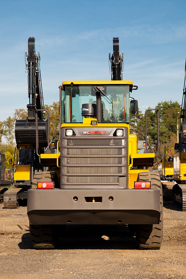 WEHEAVY Фронтальный погрузчик WL855F-N