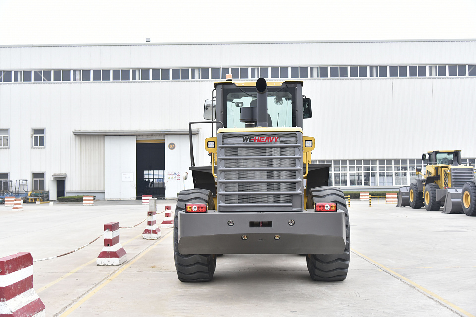 WEHEAVY Фронтальный погрузчик WL856H-V