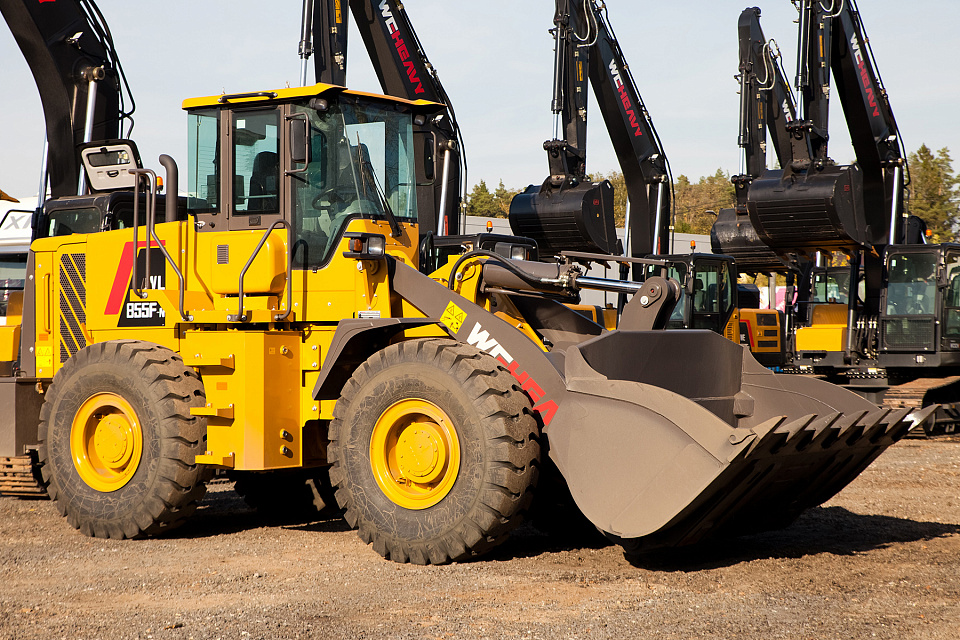 WEHEAVY Фронтальный погрузчик WL855F-N